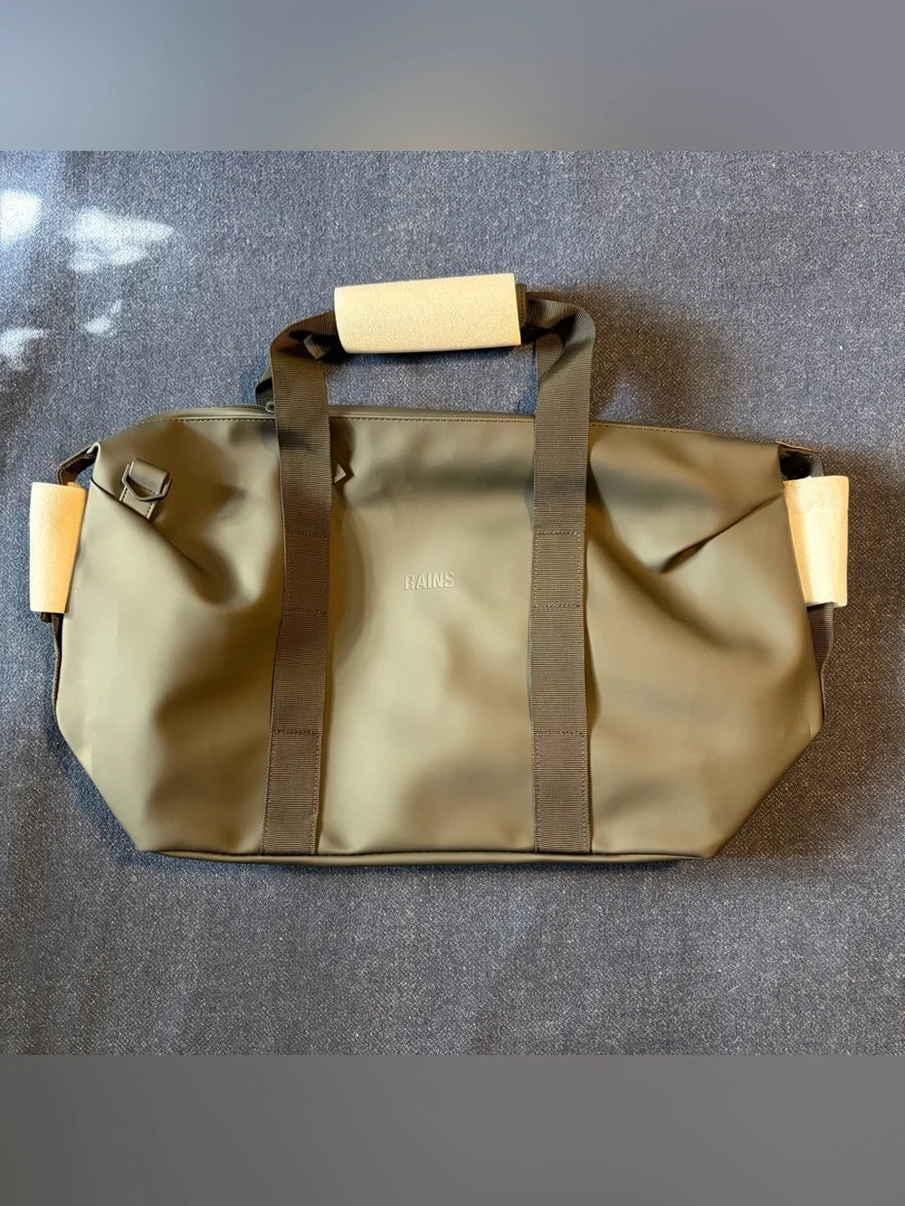RAINS Weekender Duffle Bag, Black